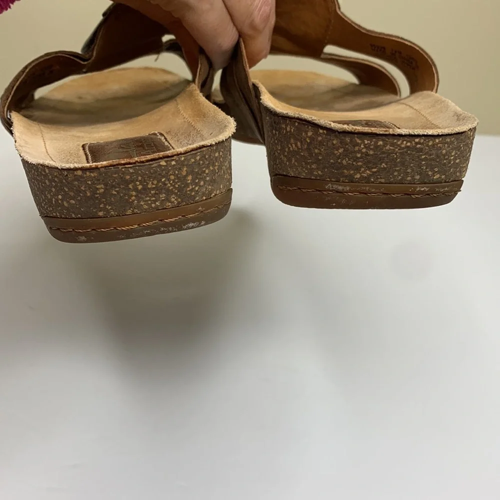 Clarks casual distressed